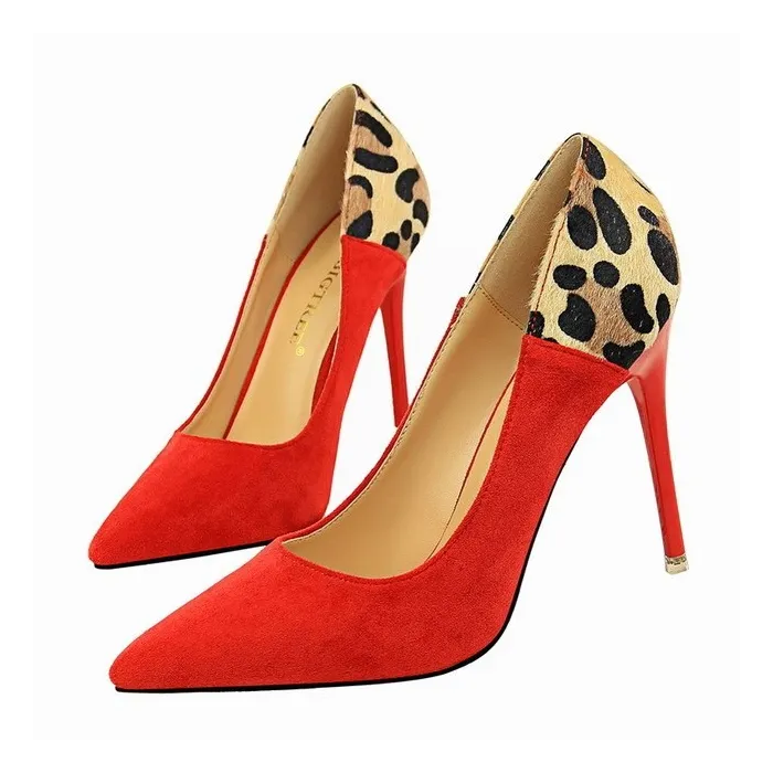 Suede high heel pumpsHoge hakken