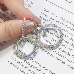 AretesPendientes elegantes de cristal