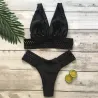 Sexy bikini, jossa on lace reikiä