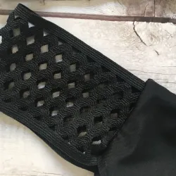 Baño y ropaBikini sexy con agujeros de encaje