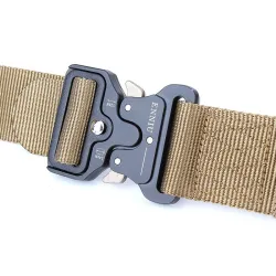 CinturónCinturón de nylon militar con hebilla automática