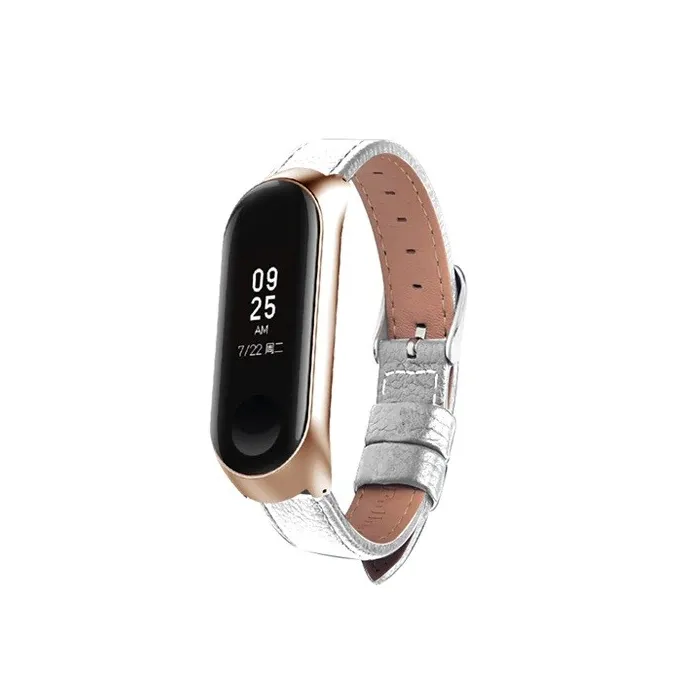 Xiaomi Mi Band 3 - 4 katsojaa
