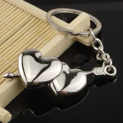 Kaksoissydän ja nuoli - keychain