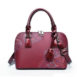 Bolsa de couro com impressão floral