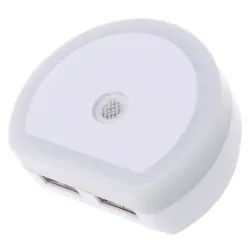 Plugue do carregador USB duplo LED com luz do sensor