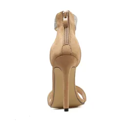 SandaliasSandalias elegantes de tacones altos de cristal