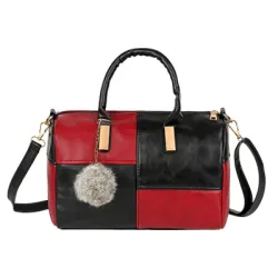 Petit sac à bandoulière avec pompon