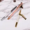 Stylo à bille avec des cristaux de diamant
