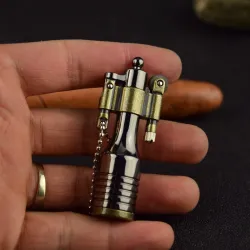 Mini briquet en métal rétro avec porte-clés - rechargeable