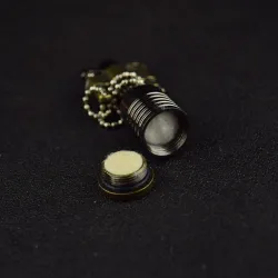 Retro mini isqueiro de metal com chaveiro - recarregável
