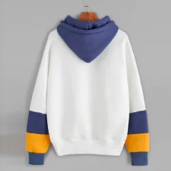 Sweter z kapturem i nadrukiem kaktusaBluzy & Swetry