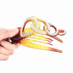 Elegantti hiukset pin kiteillä