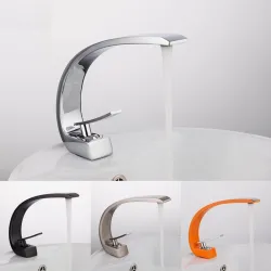Grifos de cocinaGrifo de la cuenca de latón - agua fría caliente