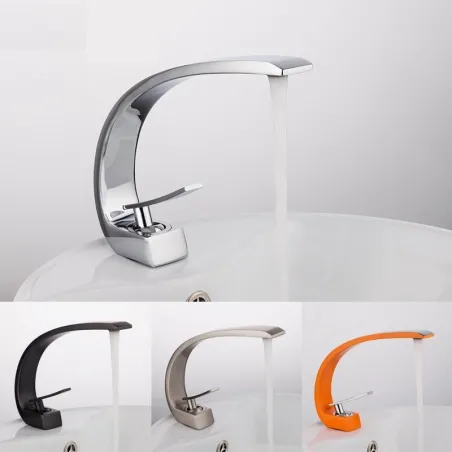 Rubinetto in ottone - acqua calda e fredda