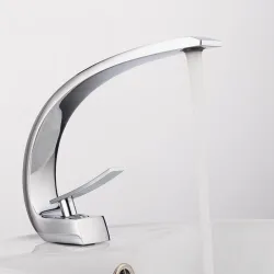 Rubinetto in ottone - acqua calda e fredda