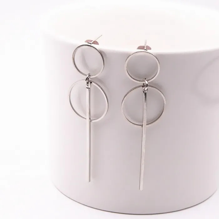 Fashionable punk style long earringsEarrings