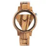 Relojestriángulo geométrico - reloj de cuarzo de madera - unisex