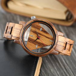 Geometric triangle - wooden Quartz watch - unisexHorloges