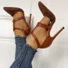 Elegant high heel pumps with buckle