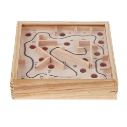 Maze spel med boll - trä pedagogisk leksak