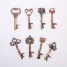 Chave em forma abridor de garrafa - chaveiro vintage