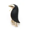 Elegant brooch with black crow