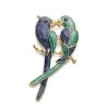 Kaksi papukaijaa - elegantti brooch