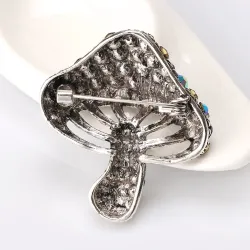 Mushroom with värikkäät kristallit - brooch