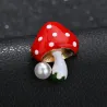 Cogumelo com pérola - broche elegante