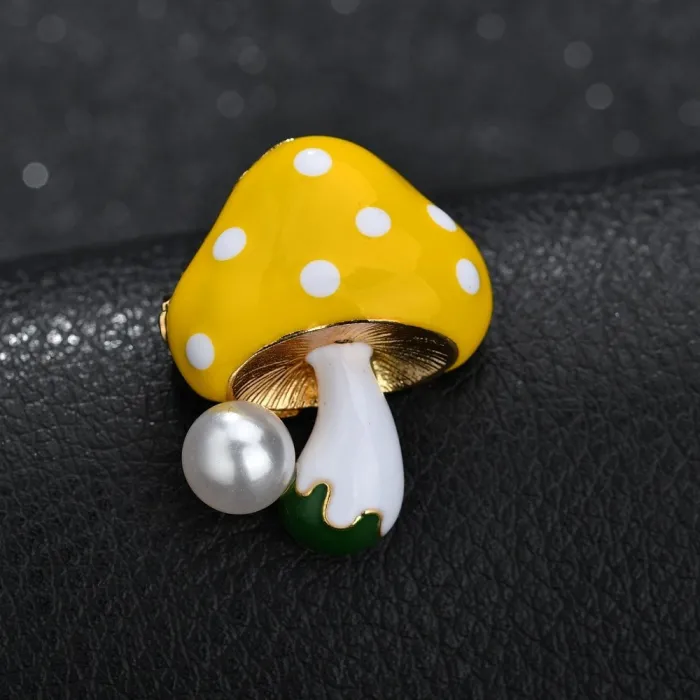 Pilz mit Perle - elegante Brosche