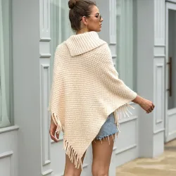 Hoodies & JerséisTirador con borlas - poncho con botones - chal