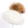 Elegante beret com pele pom-pom