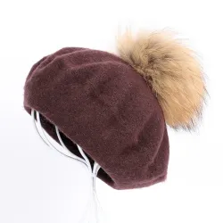 Elegante beret com pele pom-pom