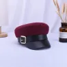 Sombreros & gorrasCapa de moda con visera de cuero