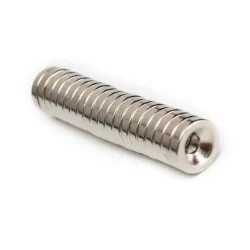 N50 Neodymium magnet - countersunk med 4 mm hål - 12 * 3 mm - 20 bitar