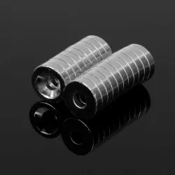N50 Neodymium magnet - countersunk med 4 mm hål - 12 * 3 mm - 20 bitar