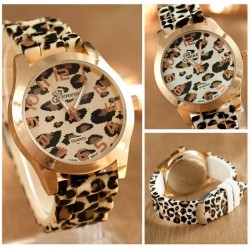 Relógio de aço inoxidável na moda com padrão leopard - banda de silicone