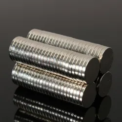 N52 neodymium magnet - liten rund skiva 8mm x 1mm 50 bitar