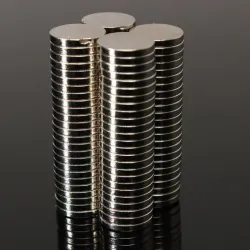 N52 neodymium magnet - liten rund skiva 8mm x 1mm 50 bitar