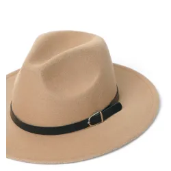 Fashionable bomull hatt med ett dekorativt bälte
