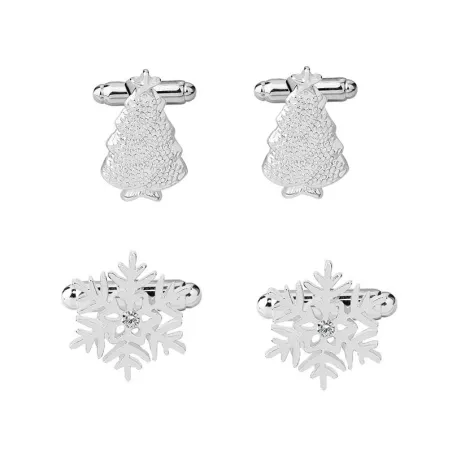 Bougies en argent avec flocons de neige et arbre de Noël