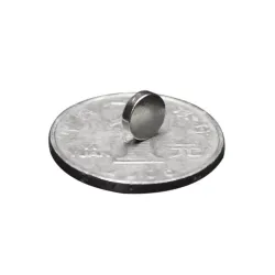 N35 8 * 2 mm neodymium magnet - stark disc 50 bitar