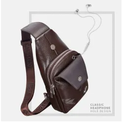 Modelig crossbody läderpåse med lövmönster