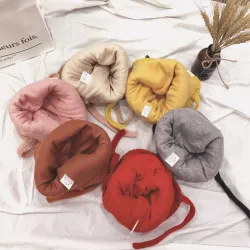 Vinterhatt med små renar horn & öron - stickad hatt för barn